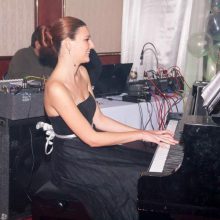 соло пиано Хотел Маринела София